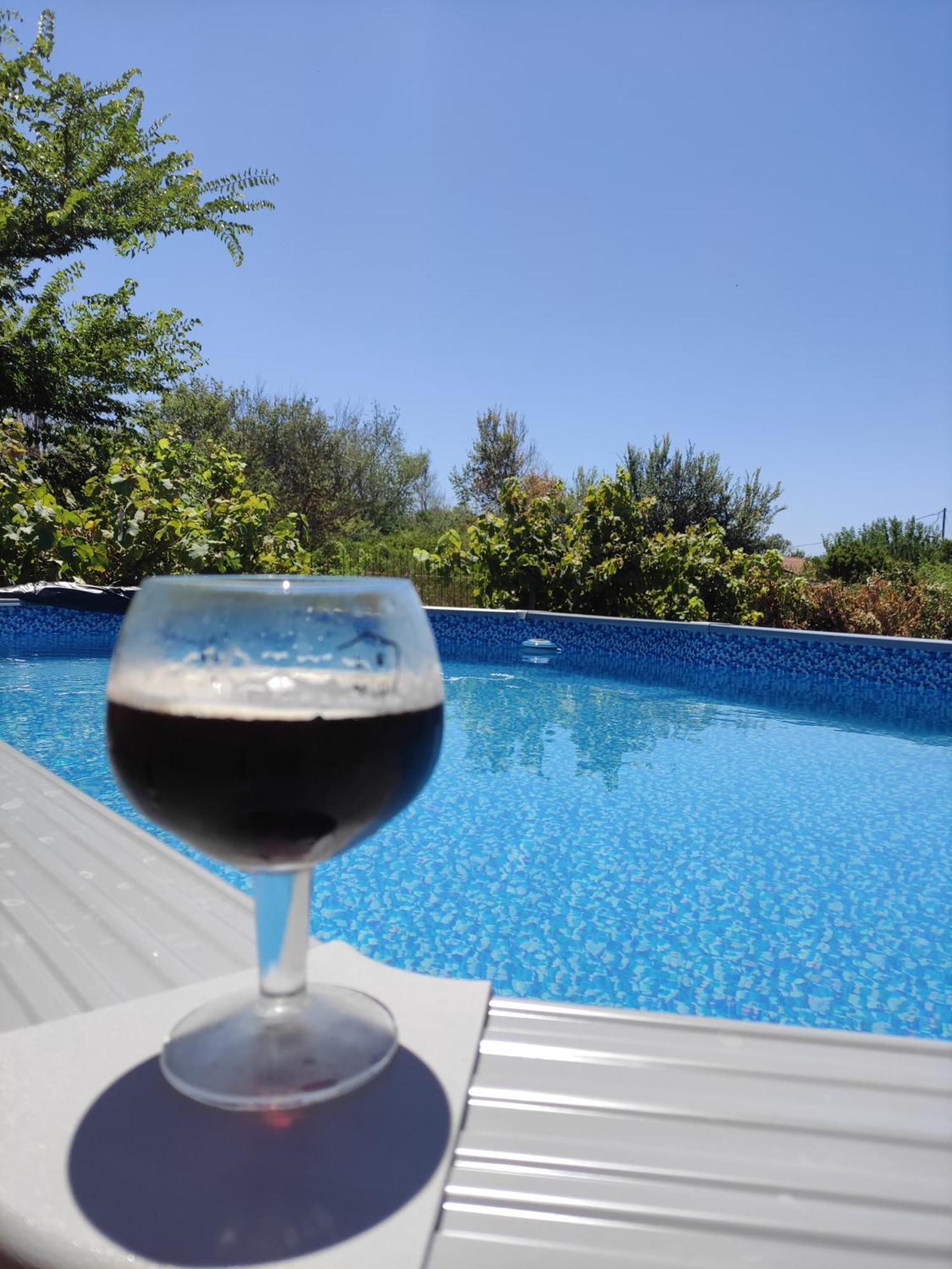 Beautiful Nearby Beach House With Garden, Private Pool And Large Yard Sidárion Exterior photo