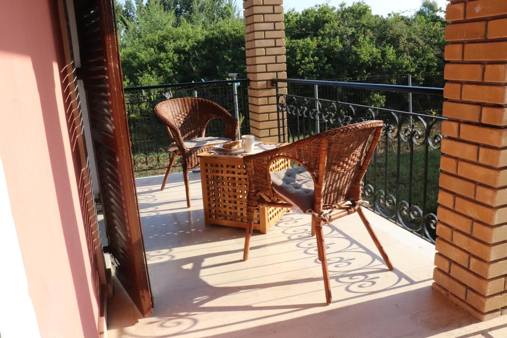 Beautiful Nearby Beach House With Garden, Private Pool And Large Yard Sidárion Exterior photo